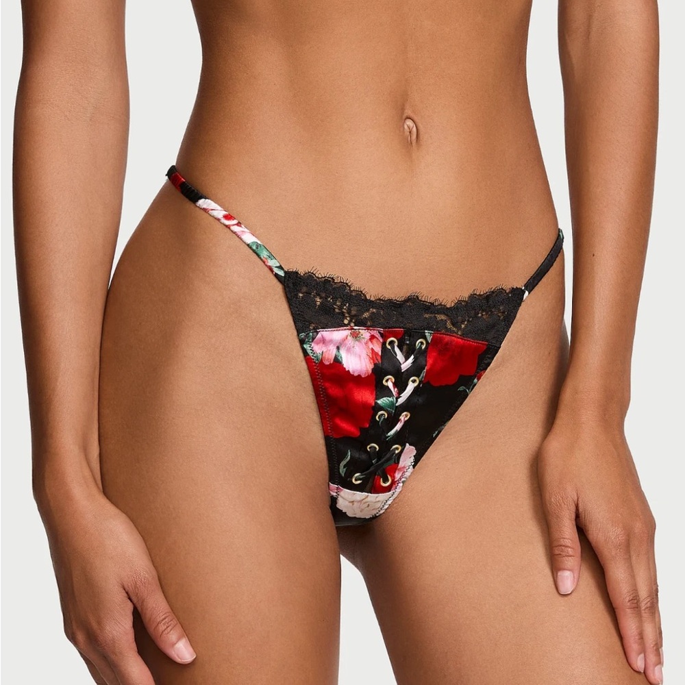 Atelier Victoria’s Secret Lace V-String Thong Pantie M L